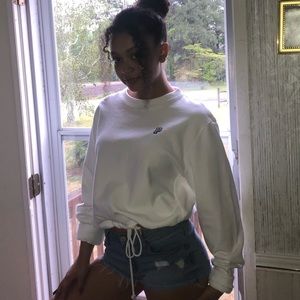 WHITE SWEATER TOP🤍